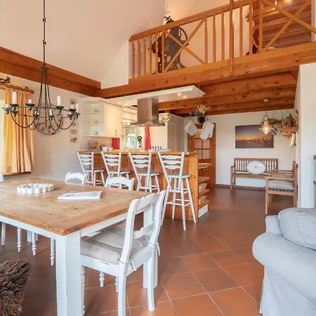 Friederikenhof Tatil Evi